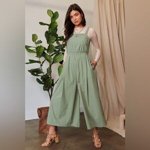 🟠 89B. Wide Leg Bow Tie Back Jumpsuit - Sage